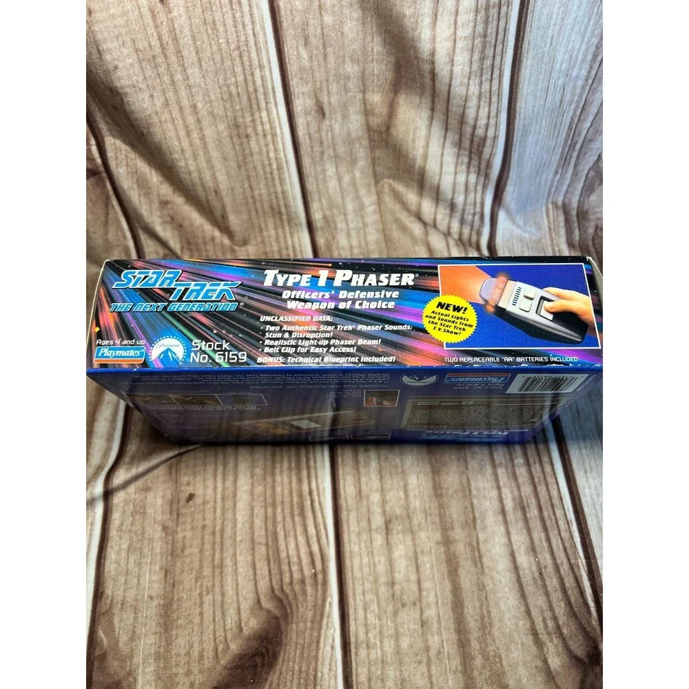 VINTAGE 1994 PLAYMATES STAR TREK NEXT GENERATION TYPE 1 PHASER